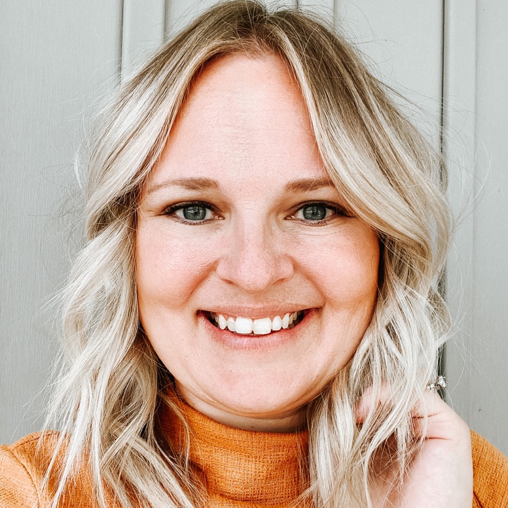 Meet your Posher, Christina